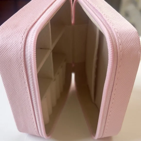 NEW ✨Pink Compact Jewelry Case - Picture 1 of 6